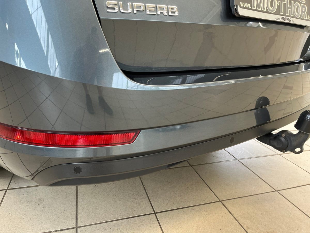 Skoda Superb Combi Premium Edition 2.0TDI DSG ACC DCC foto 21