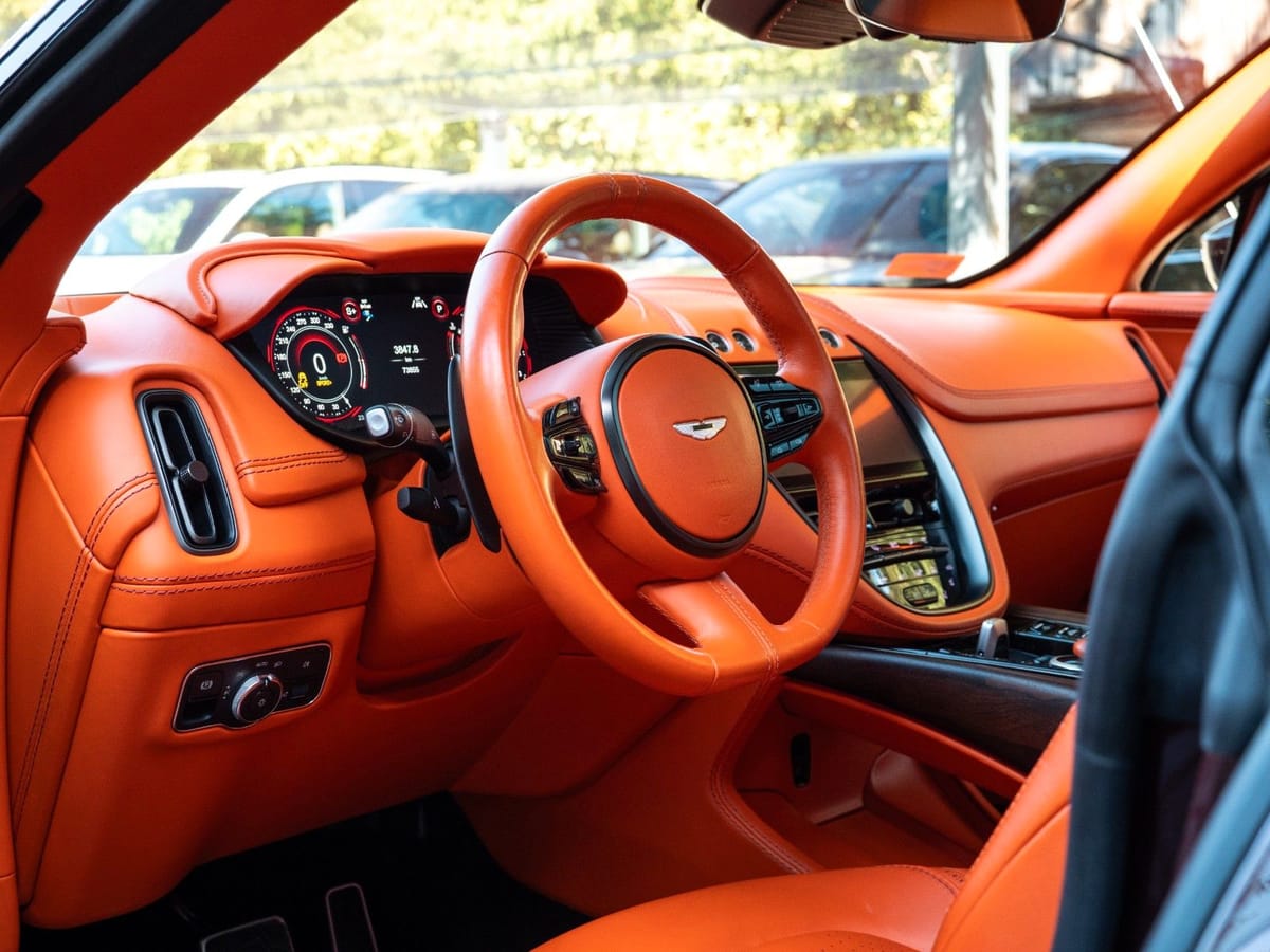 Aston Martin 4.0 V8.VOLLAUSSTATTUNG.LUFTFE.PANO.ACC.360 foto 11