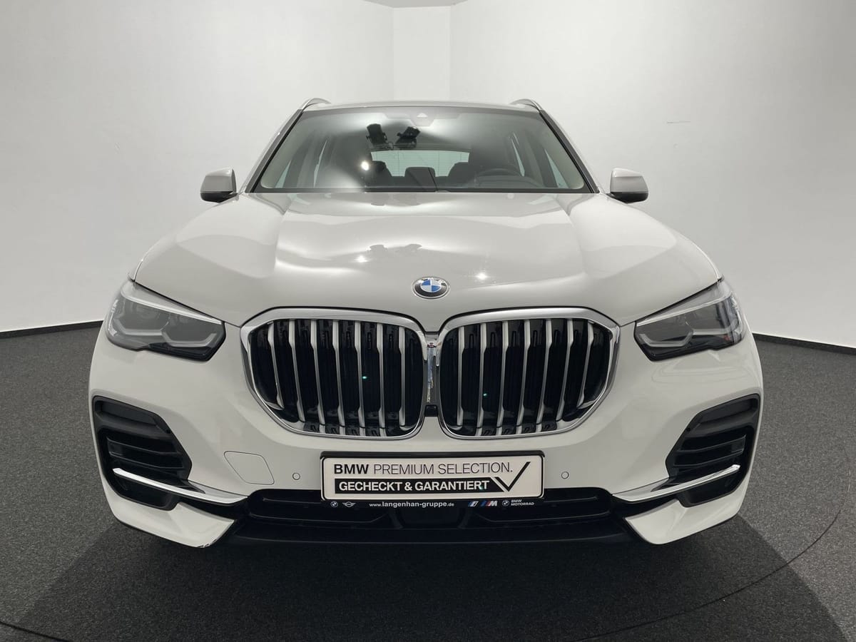 BMW X5 xDrive30d NAVI AHK RFK DAB SHZ vo. u hi. WLAN foto 3