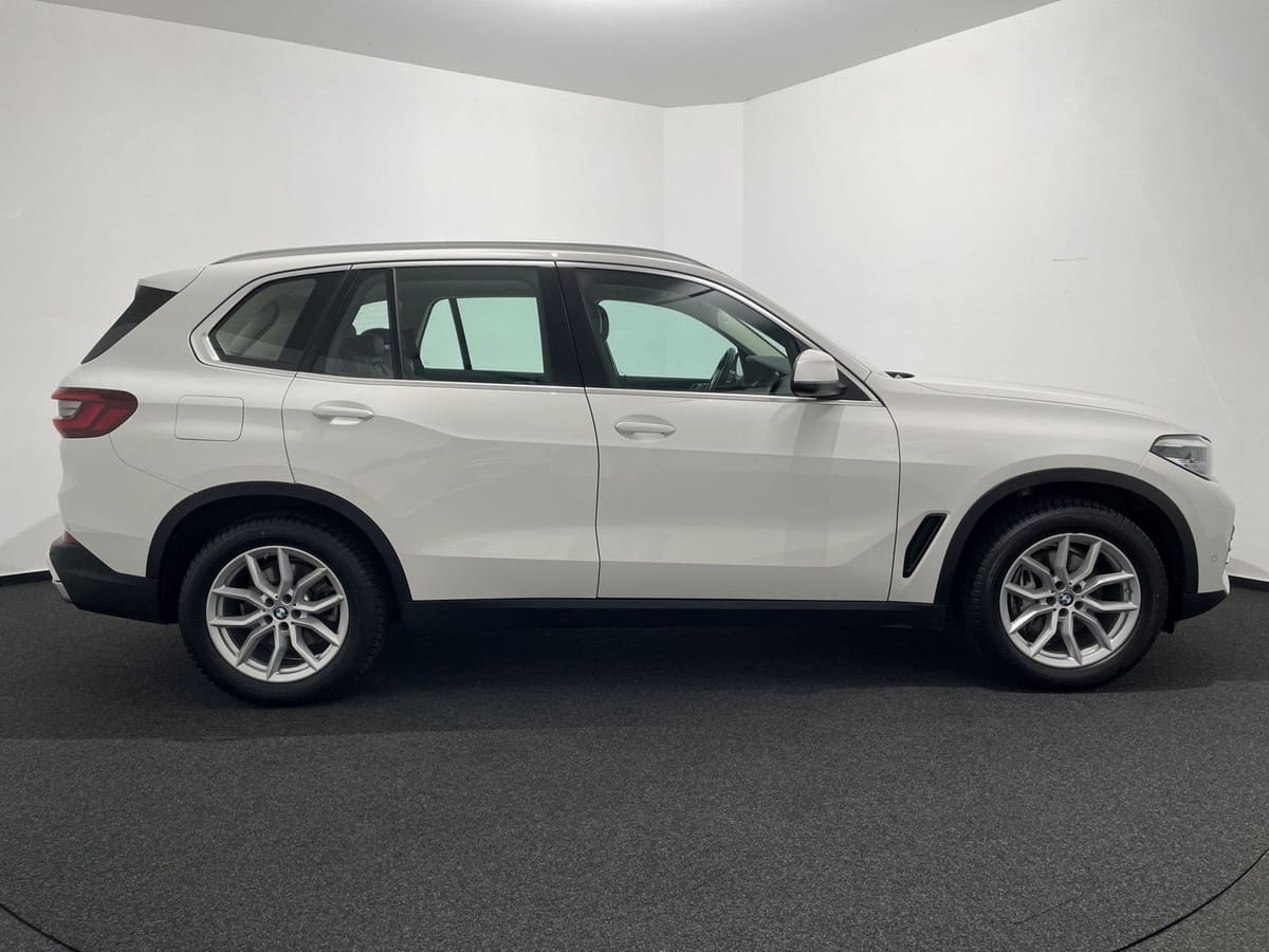 BMW X5 xDrive30d NAVI AHK RFK DAB SHZ vo. u hi. WLAN foto 5