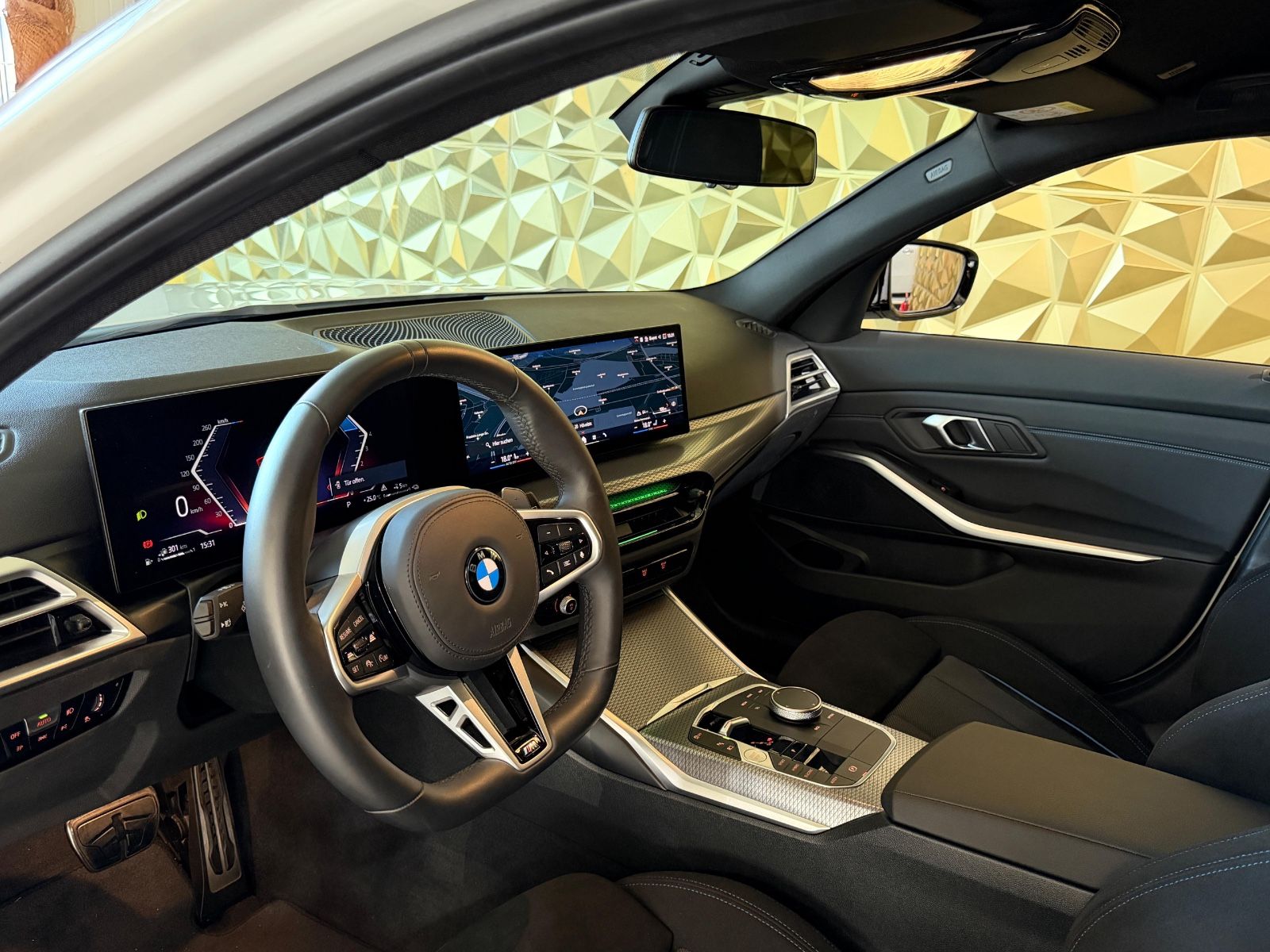 BMW 330 e Touring M Sport LED 1.HAND ALCANTARA foto 4