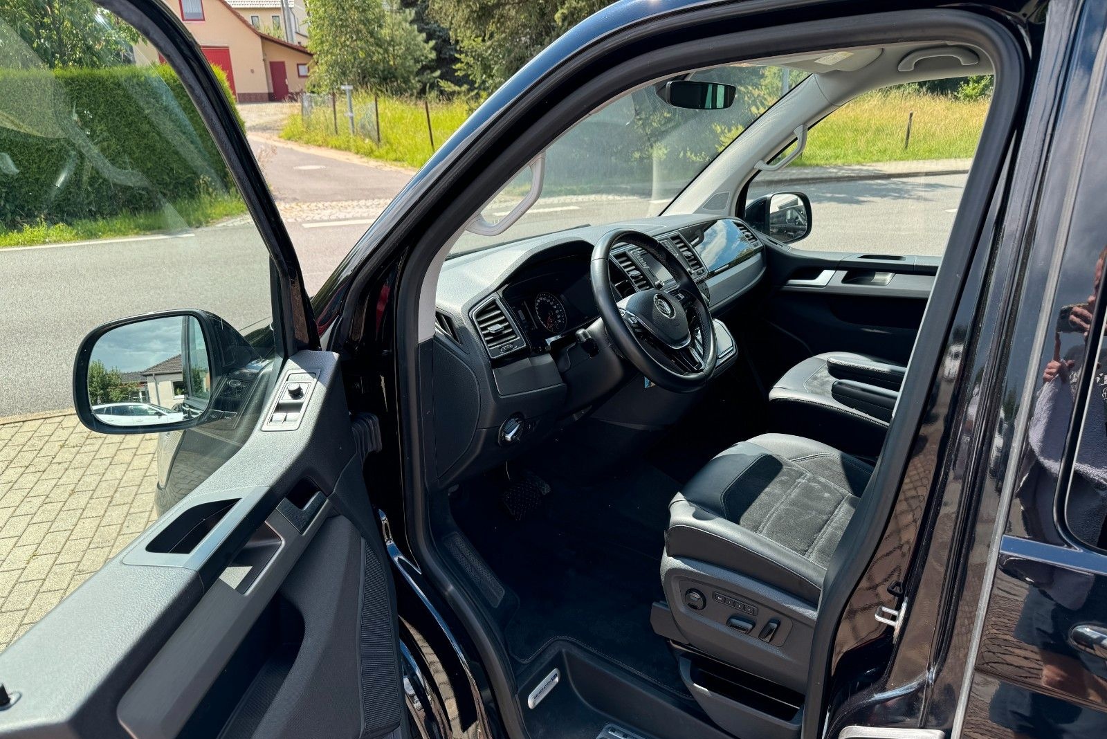 Volkswagen T6 Multivan AWD, LED, Dynamic Fahrwerk foto 9