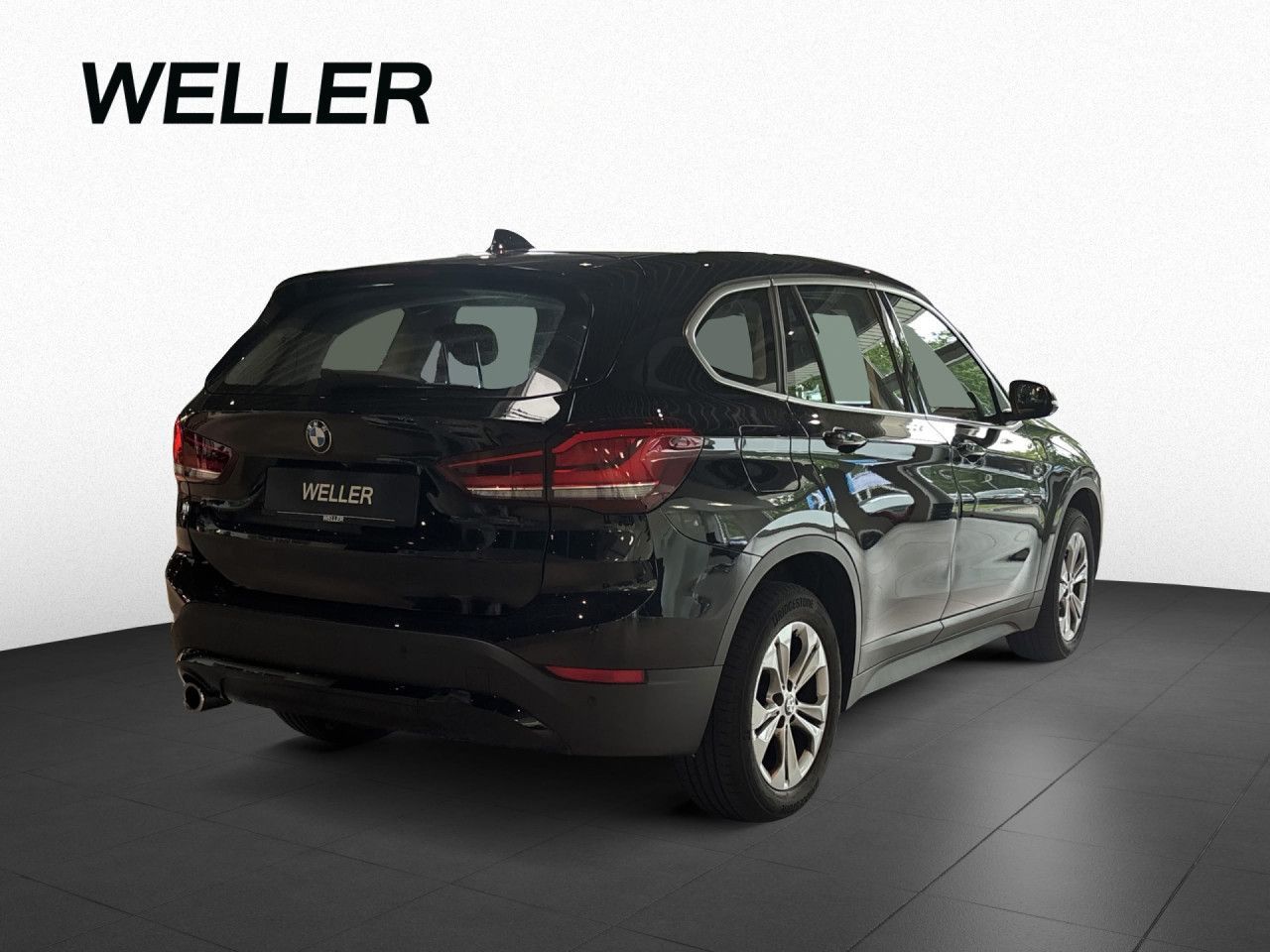 BMW X1 sDrive18i RFK AHK NAV PDC SHZ LED DAB Tempo foto 4