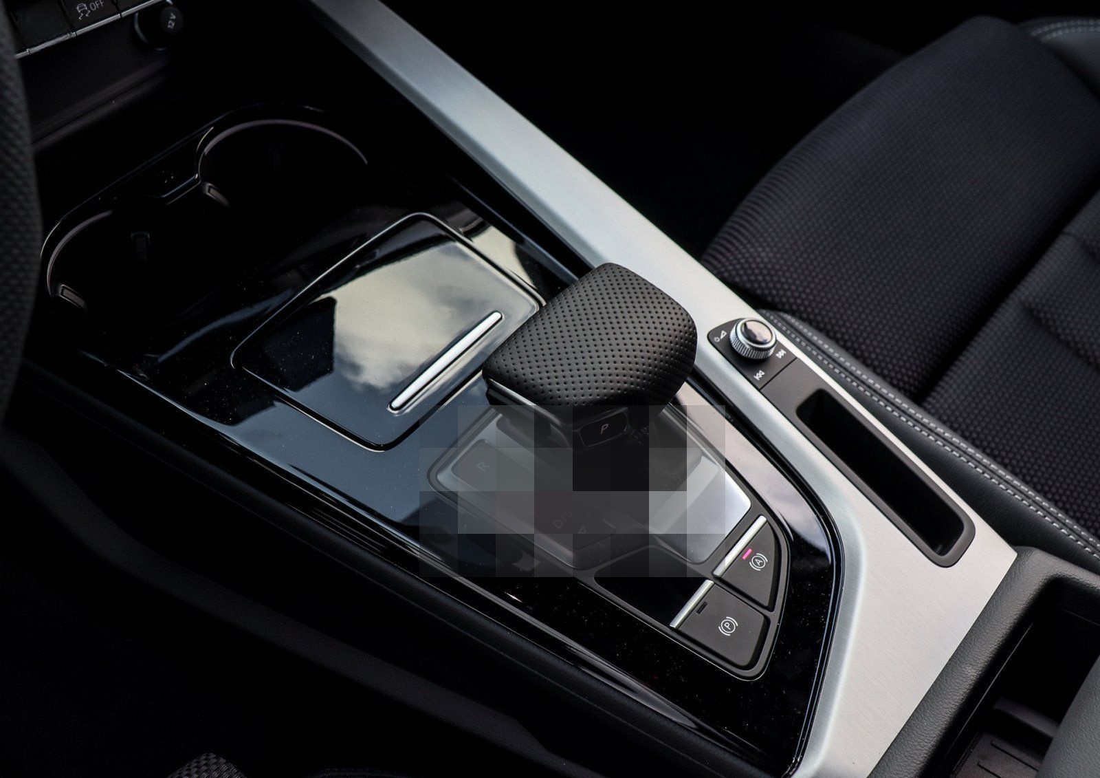 Audi A4 Avant 40 TDI S-Line AHK Kamera B&O el.Heckkla foto 11