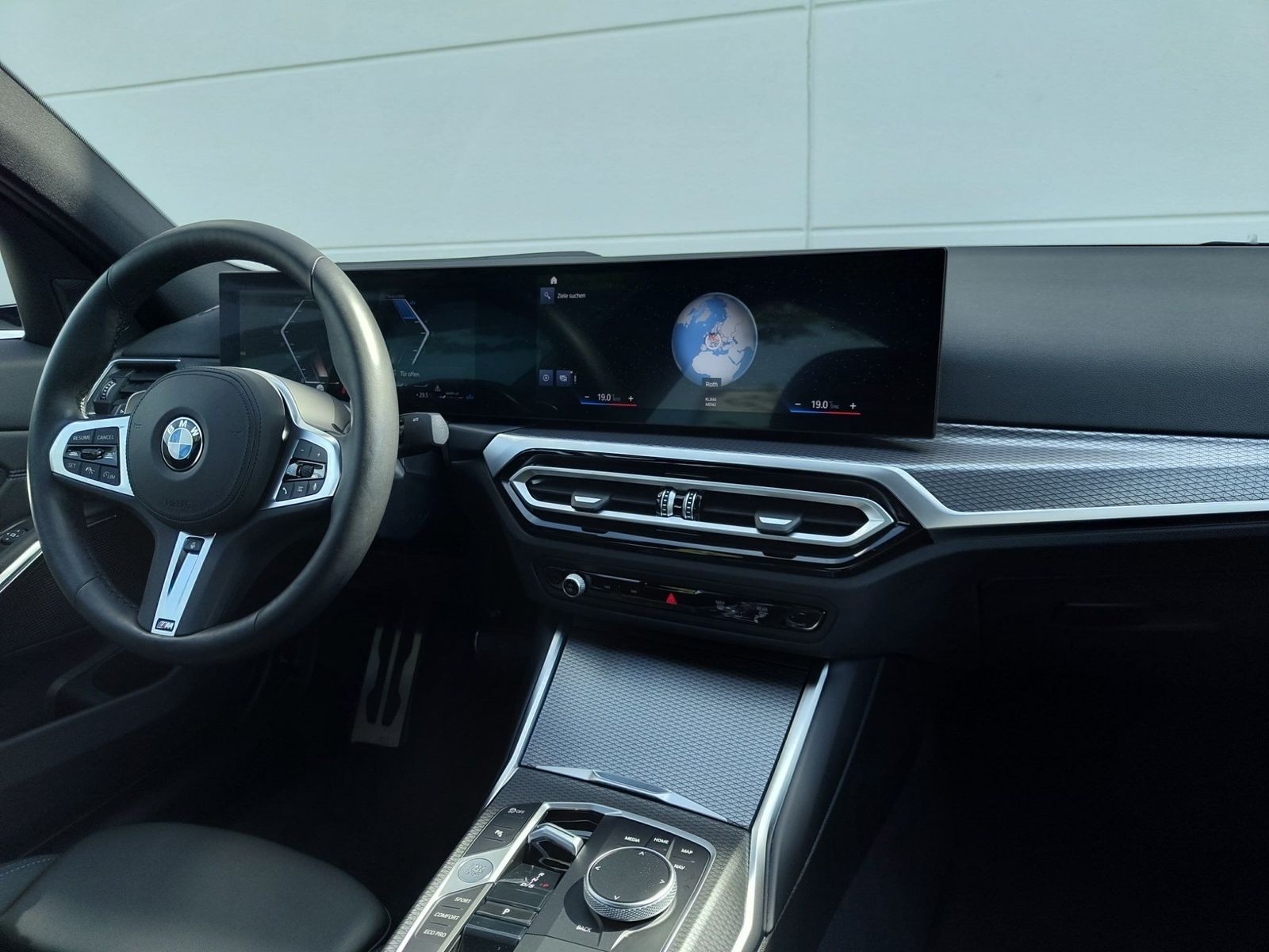 BMW 320d Limousine M Sportpaket foto 13