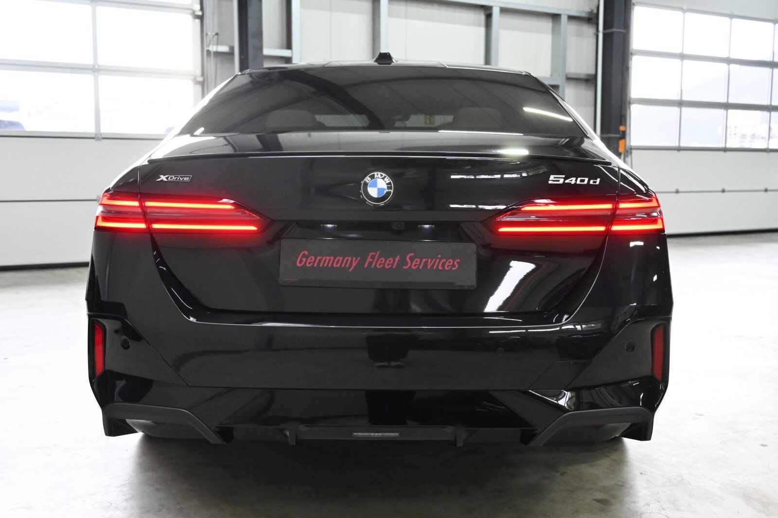 BMW 540d xDrive M-Sport PRO PANO INNO B&W CARBON 21' foto 4