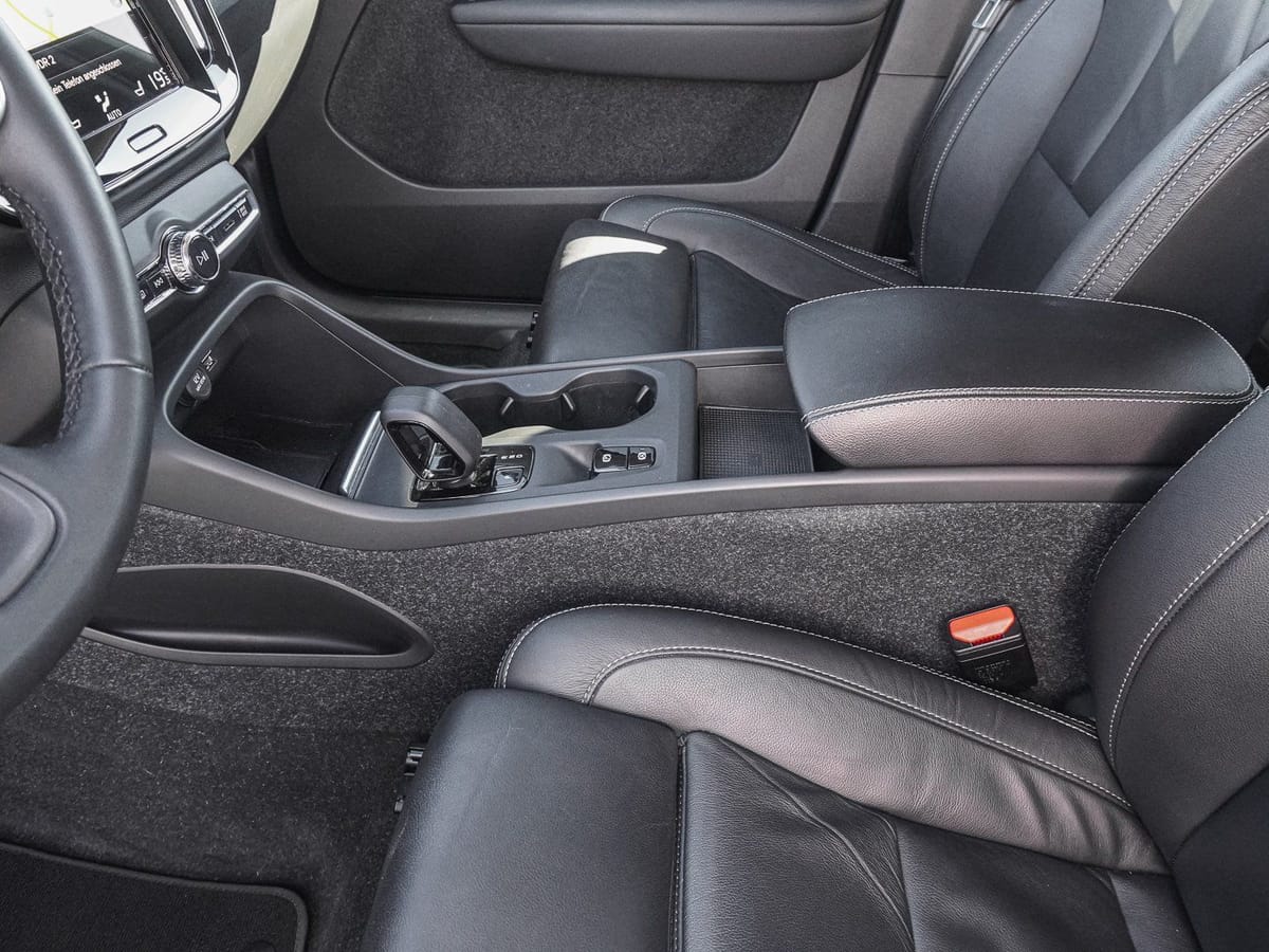 Volvo XC40 T4 Core Bright Plug-in Hybrid PILOT KEYLESS foto 14