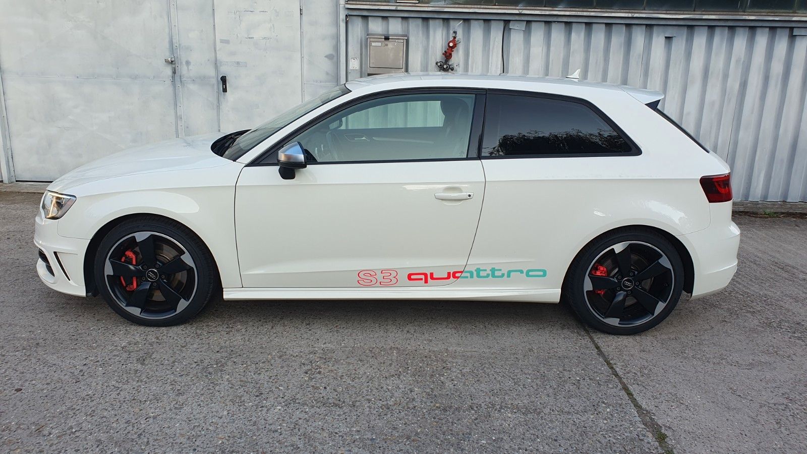 Audi S3 2.0 TFSI quattro+Navi+Schaltgetriebe foto 4