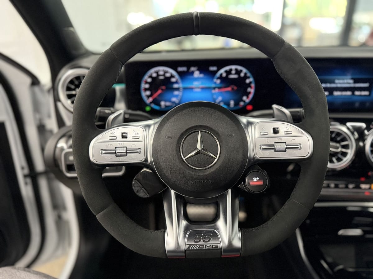 Mercedes-Benz A 35 AMG 4Matic Speedshift DCT 7G AMG Edition 55 foto 11