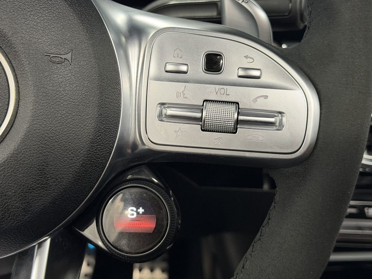 Mercedes-Benz A 35 AMG 4Matic Speedshift DCT 7G AMG Edition 55 foto 14