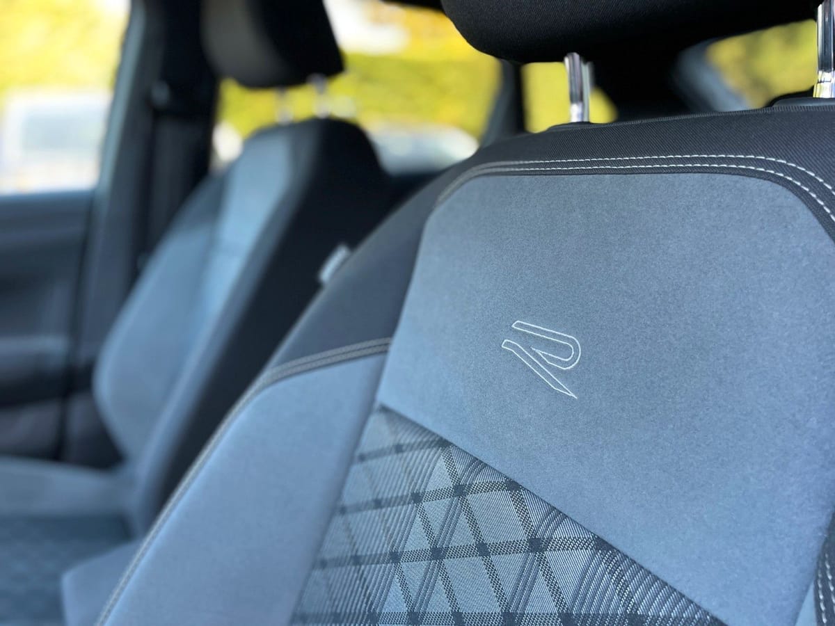 Volkswagen Taigo R-Line Black-Style, DSG, Navi, IQ-Light foto 11