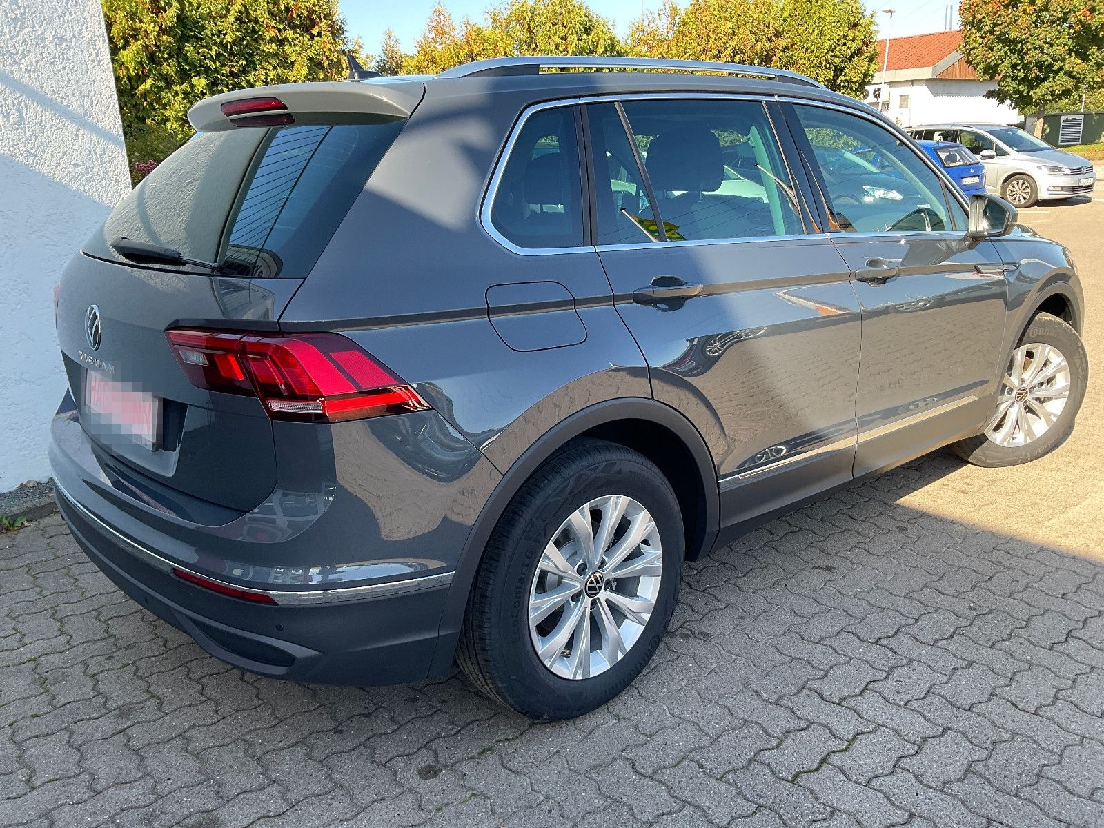 Volkswagen Tiguan 1.5 Life*Navi*AHZV schwenk*Licht-&Regens foto 3