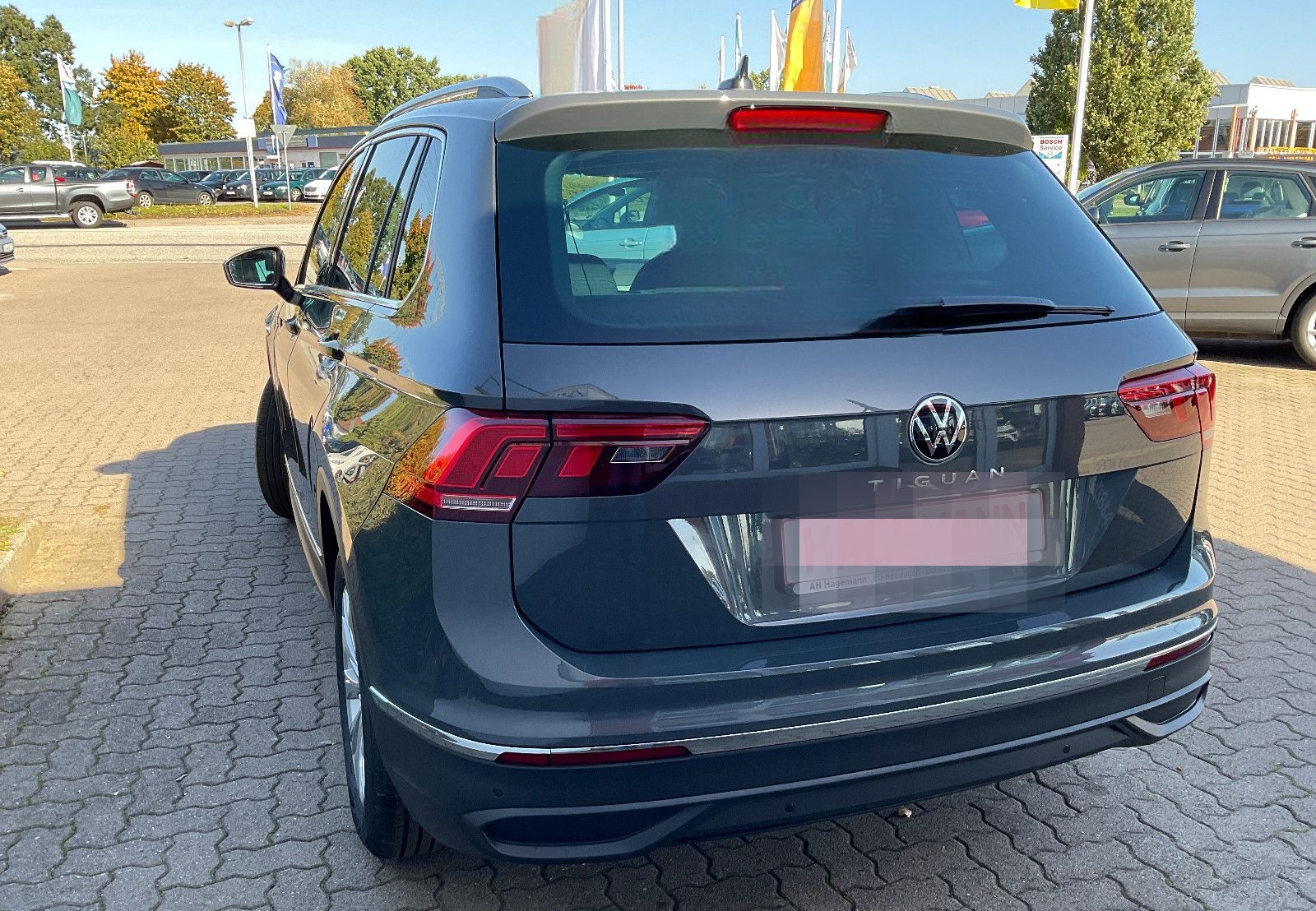 Volkswagen Tiguan 1.5 Life*Navi*AHZV schwenk*Licht-&Regens foto 4