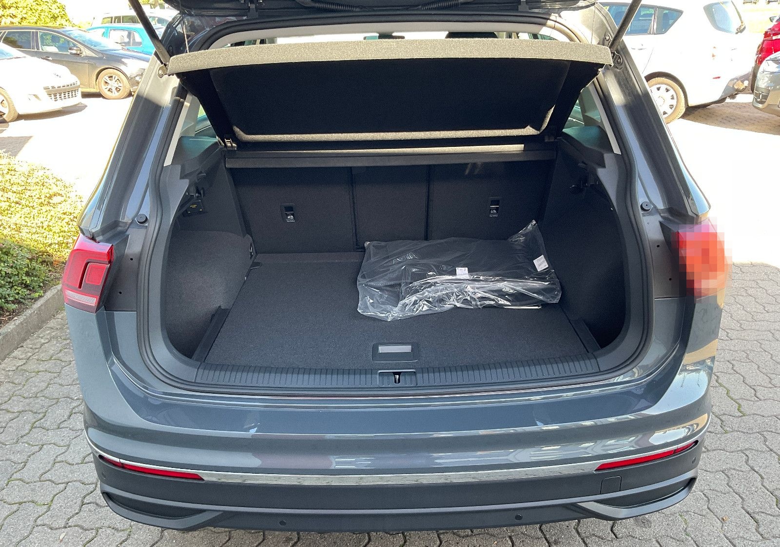 Volkswagen Tiguan 1.5 Life*Navi*AHZV schwenk*Licht-&Regens foto 5