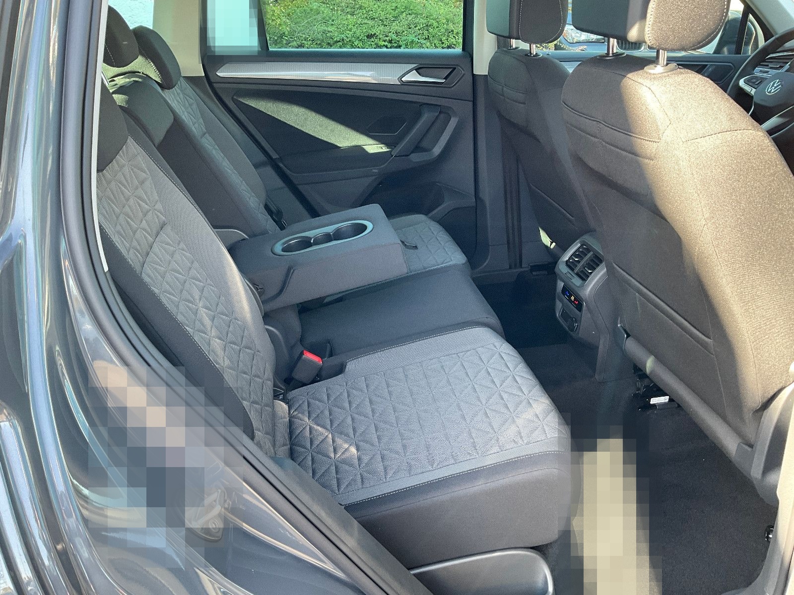 Volkswagen Tiguan 1.5 Life*Navi*AHZV schwenk*Licht-&Regens foto 7
