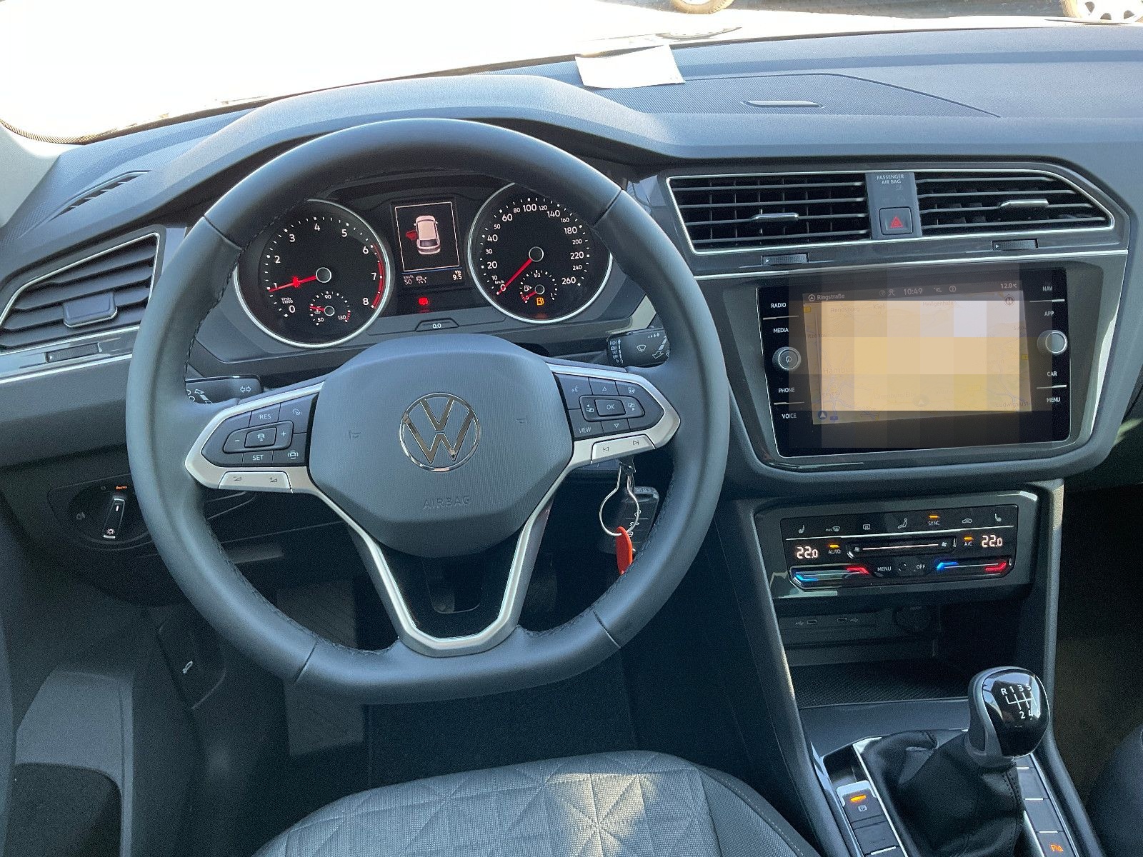 Volkswagen Tiguan 1.5 Life*Navi*AHZV schwenk*Licht-&Regens foto 10