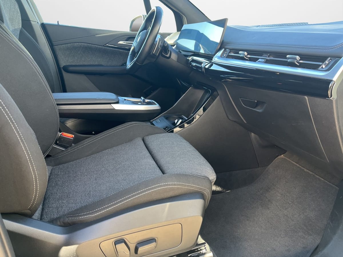 BMW 220 i Active Tourer  LED Kamera PDC LM Klima foto 13