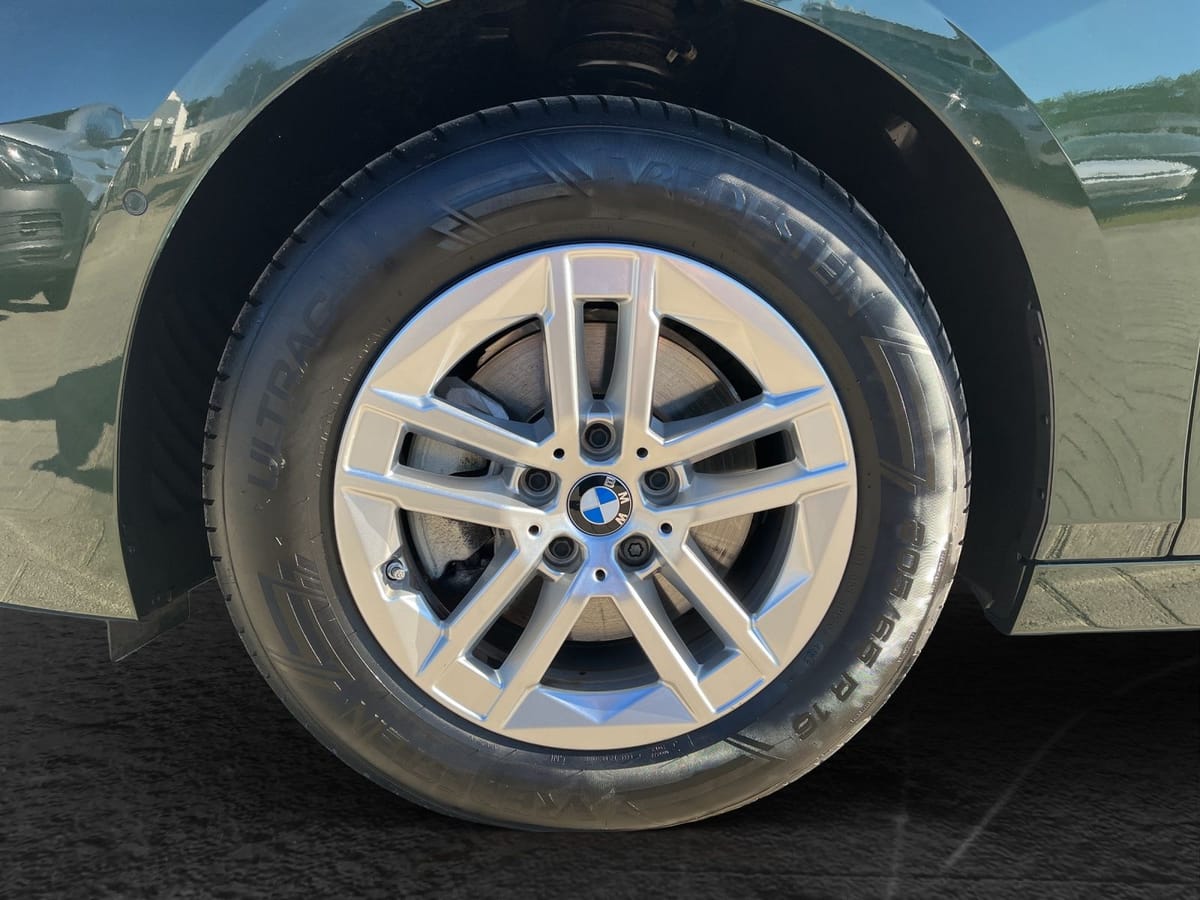BMW 220 i Active Tourer  LED Kamera PDC LM Klima foto 5