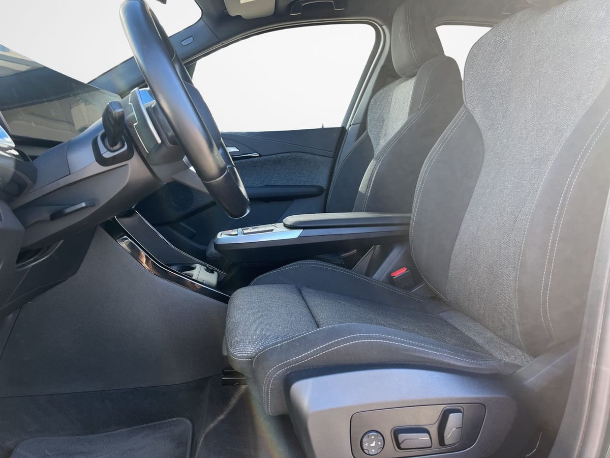 BMW 220 i Active Tourer  LED Kamera PDC LM Klima foto 7