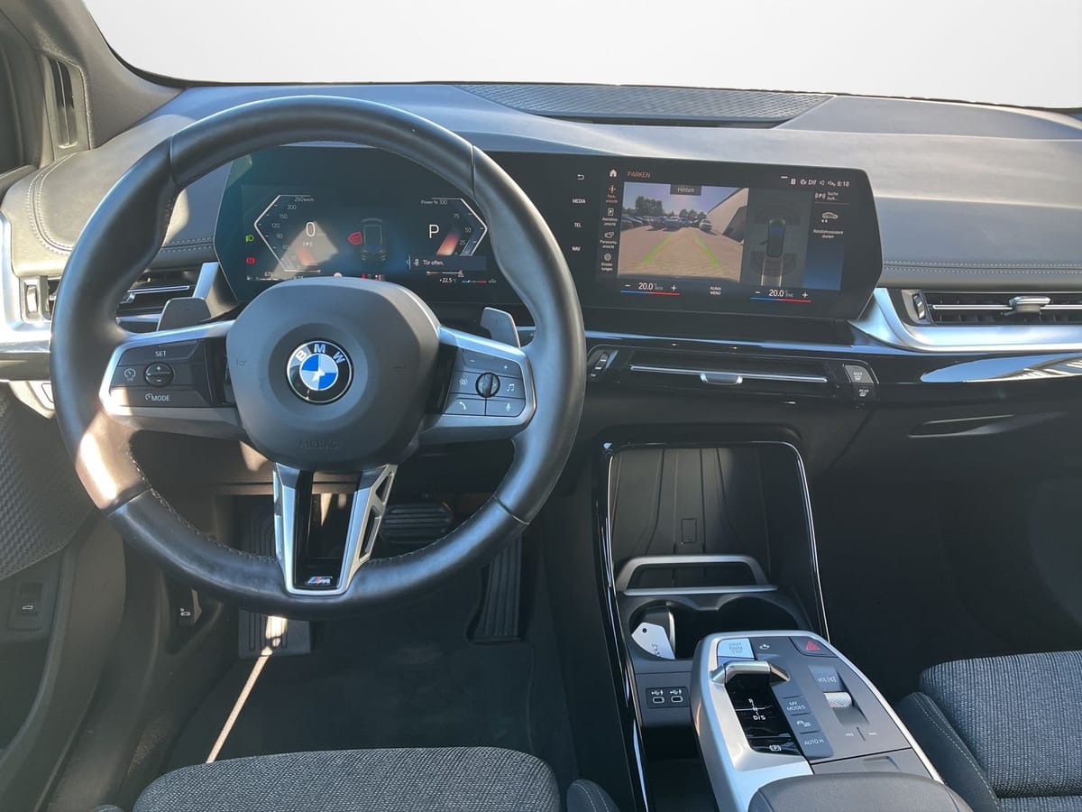 BMW 220 i Active Tourer  LED Kamera PDC LM Klima foto 8