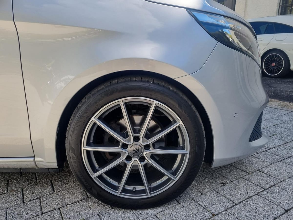 Mercedes-Benz V 220 d lang AHK LED 8-SITZE TIEFERLEGUNG foto 10
