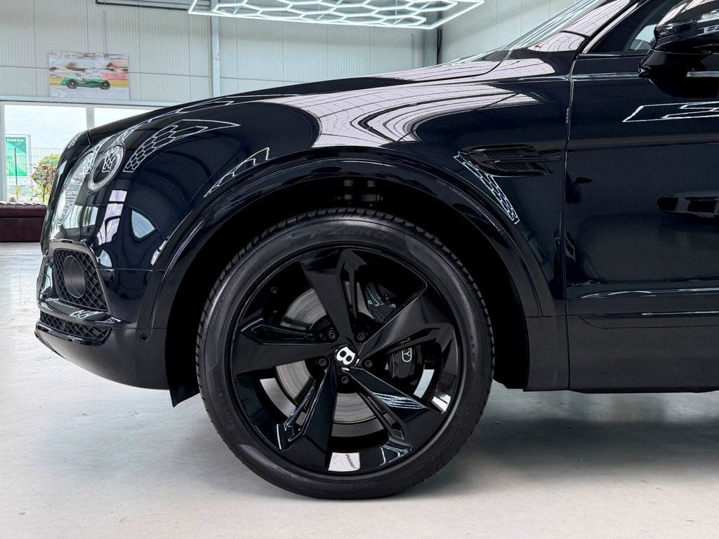 Bentley Bentayga W12 Blackline Panorama Carbon 22" foto 15