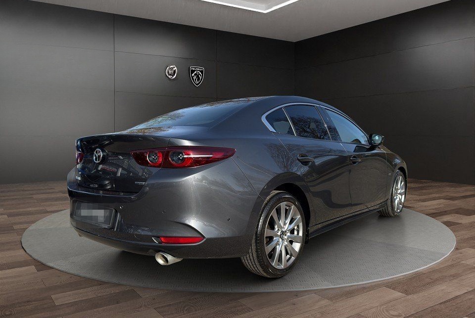 Mazda 3 X 179PS Fastback Selection DES-P+ACT-P+360°+BO foto 3