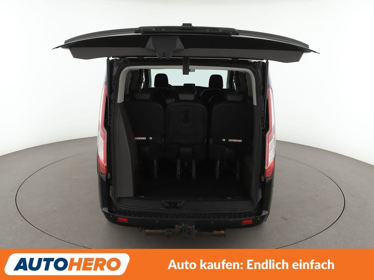 Ford 2.0 TDCi 320 L1 Tourneo Titanium NAVI TEMPO CAM foto 17