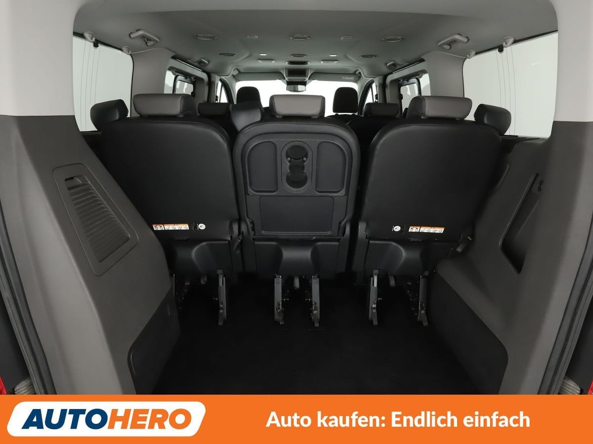 Ford 2.0 TDCi 320 L1 Tourneo Titanium NAVI TEMPO CAM foto 18