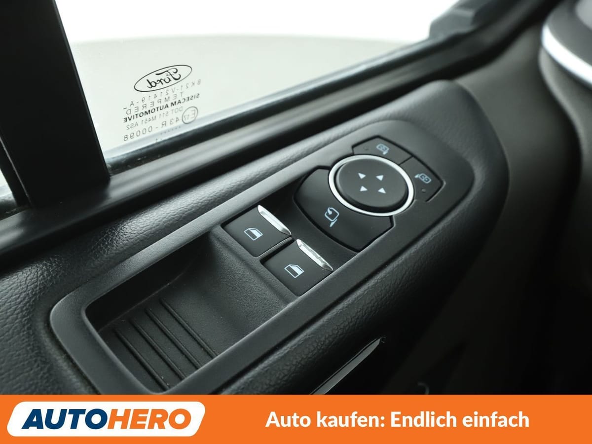 Ford 2.0 TDCi 320 L1 Tourneo Titanium NAVI TEMPO CAM foto 24
