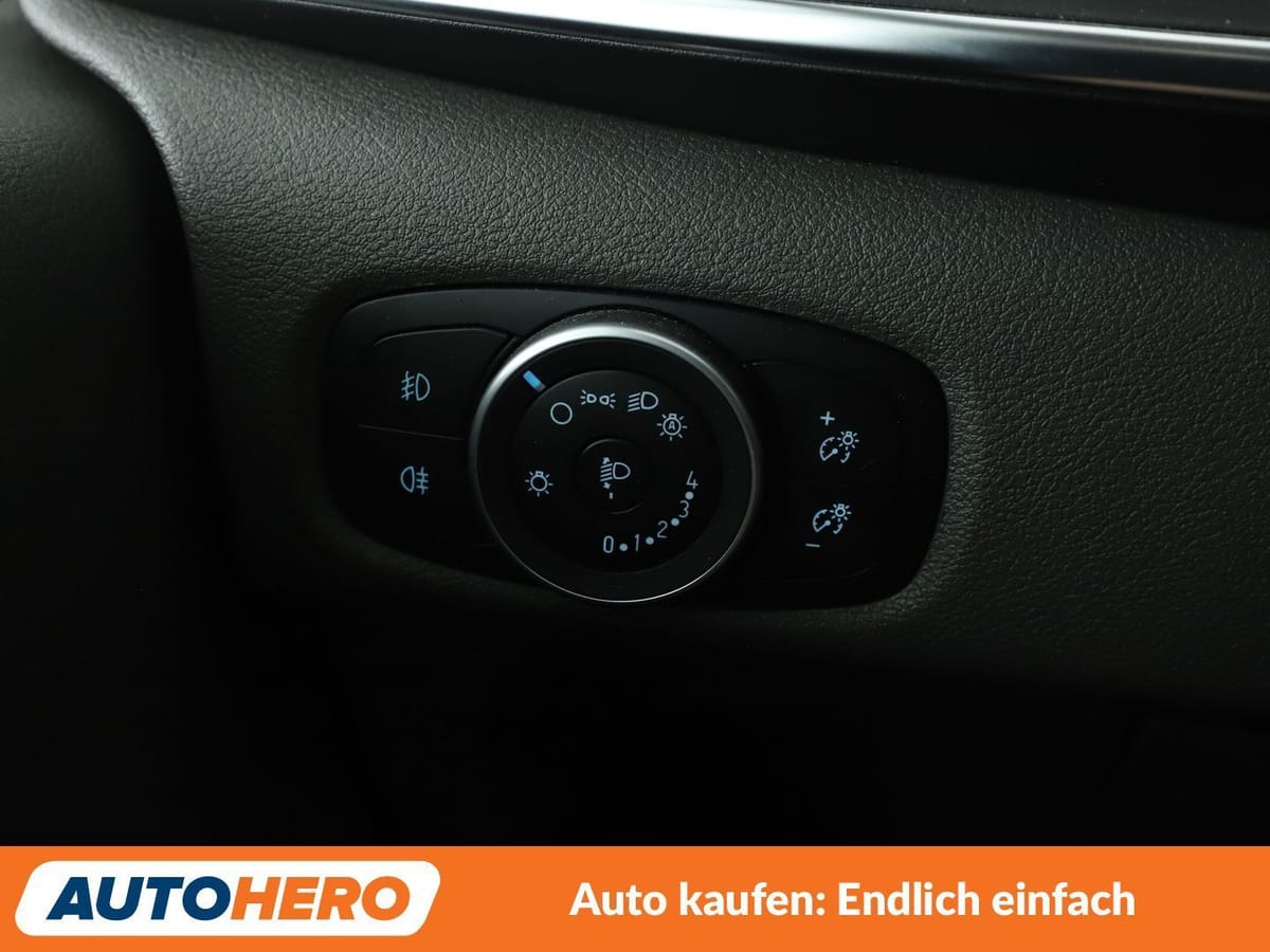 Ford 2.0 TDCi 320 L1 Tourneo Titanium NAVI TEMPO CAM foto 25