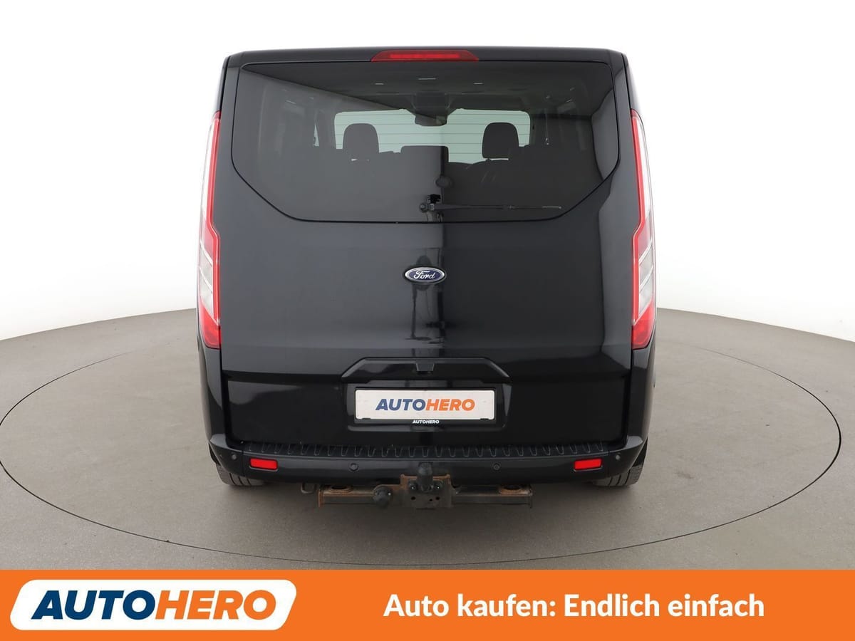 Ford 2.0 TDCi 320 L1 Tourneo Titanium NAVI TEMPO CAM foto 5