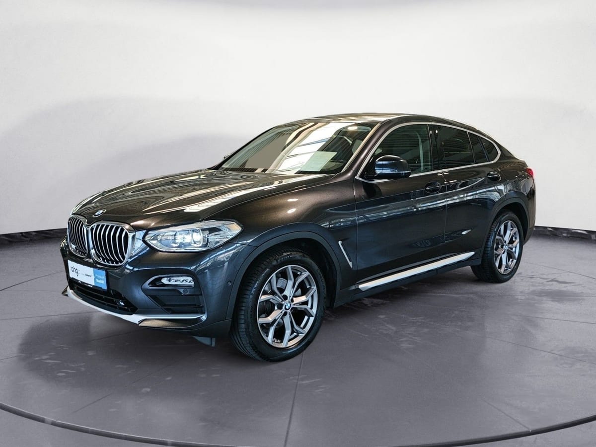 BMW X4 xDrive20d AT xLine Navi Business AHK Kamera foto 2