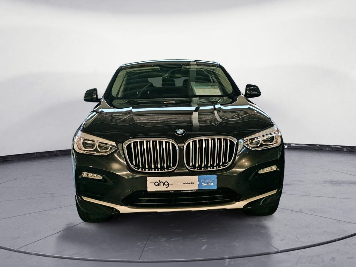 BMW X4 xDrive20d AT xLine Navi Business AHK Kamera foto 8