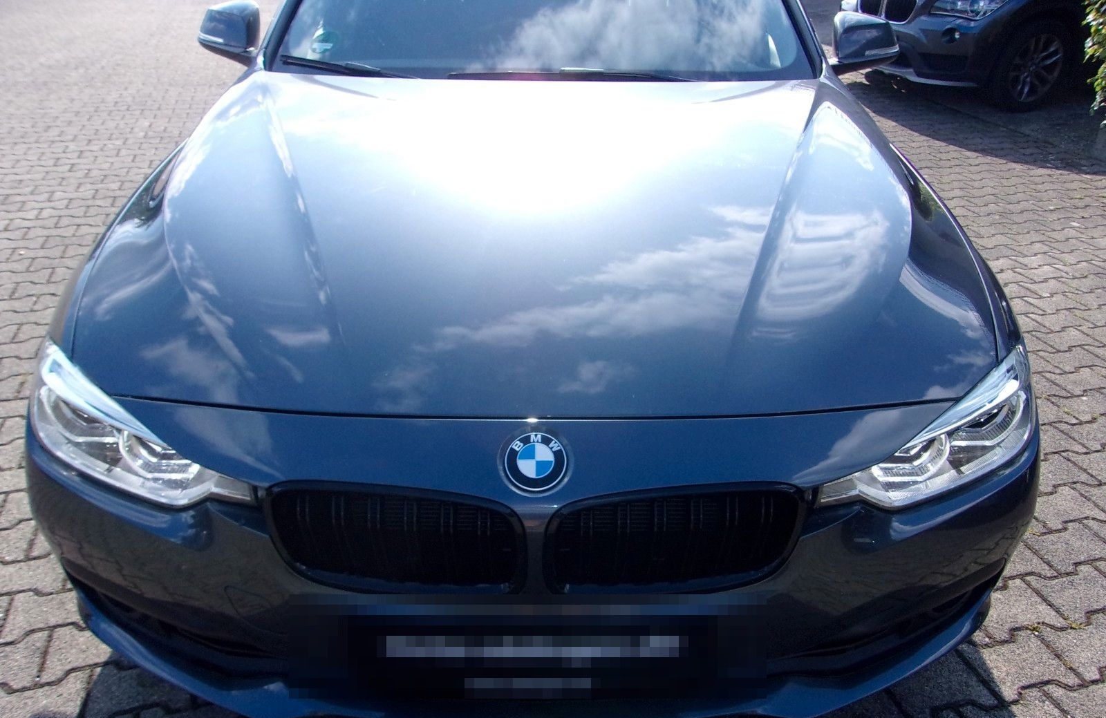 BMW 318i  Touring foto 6