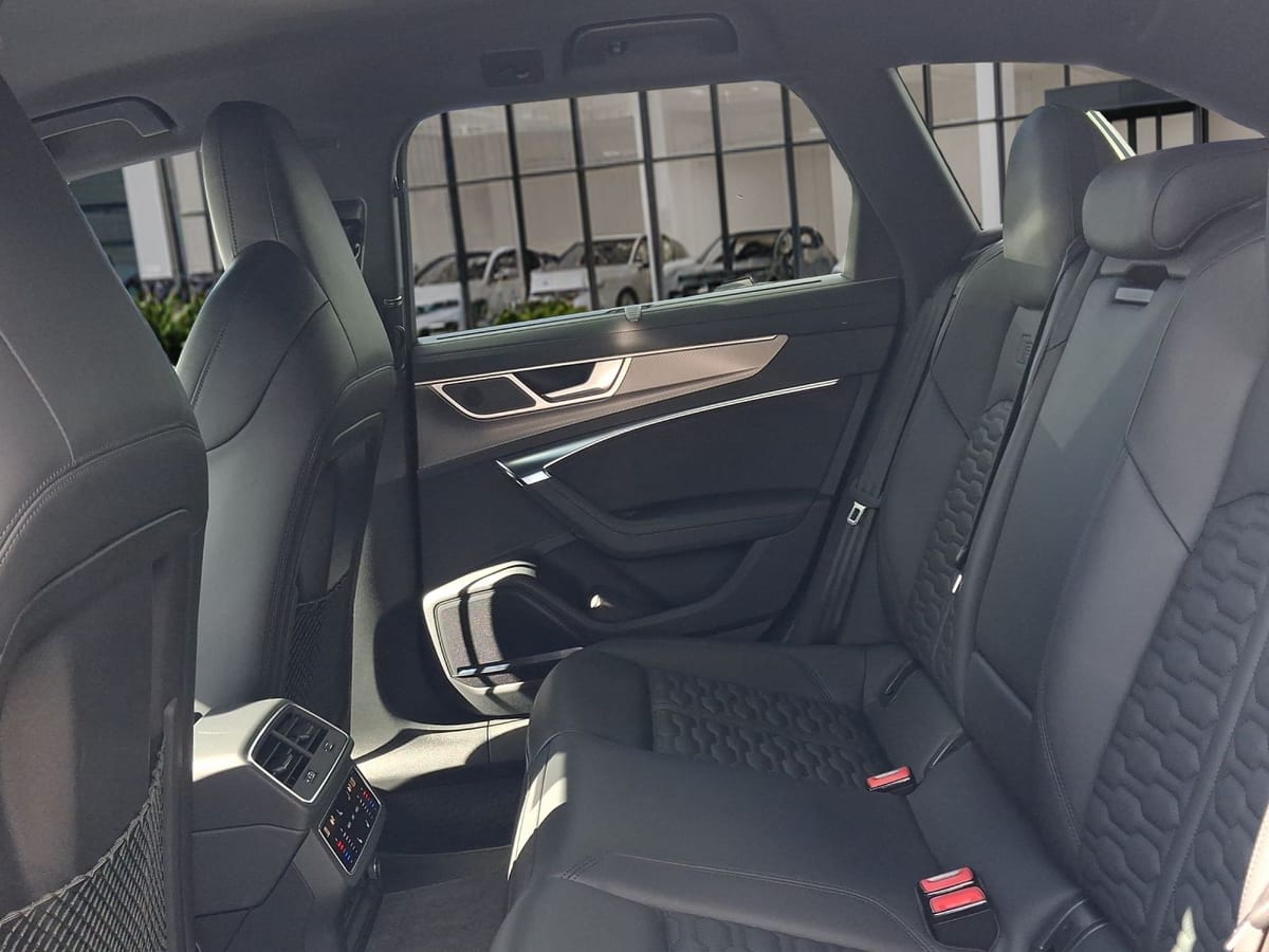 Audi RS6 Avant quattro Laser 305km/h Keramik B&O RS A foto 6