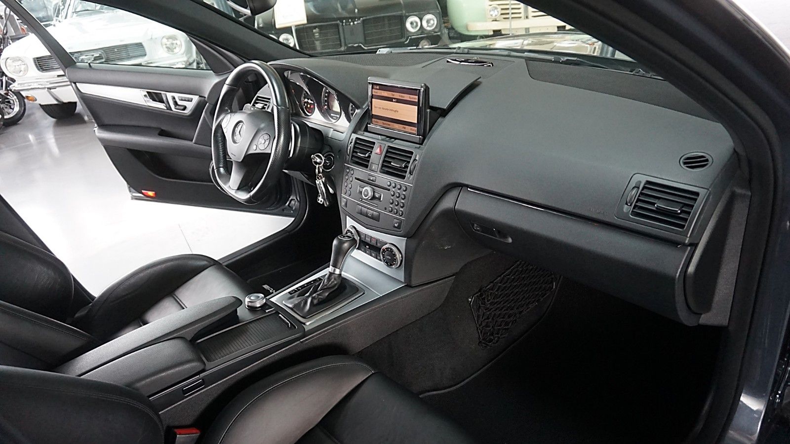 Mercedes-Benz C 63 AMG T  Xenon*Navi*Leder*Alu19*DeutschesAuto foto 13