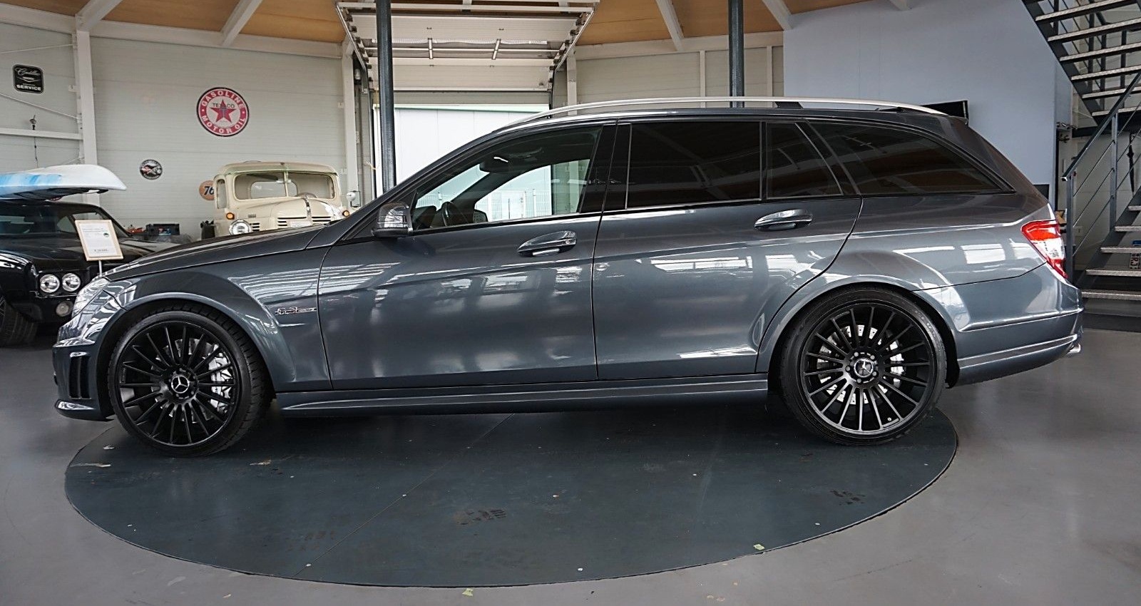 Mercedes-Benz C 63 AMG T  Xenon*Navi*Leder*Alu19*DeutschesAuto foto 3