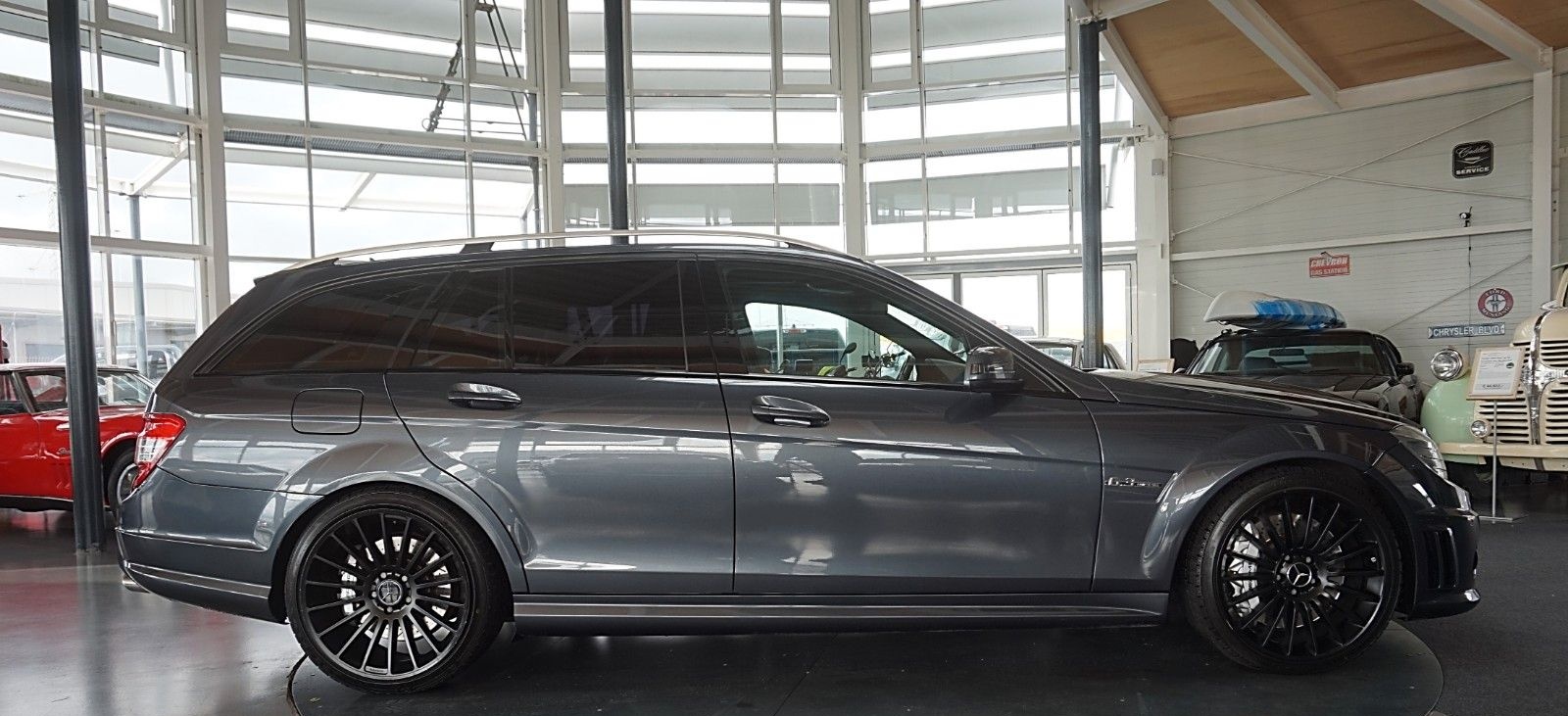 Mercedes-Benz C 63 AMG T  Xenon*Navi*Leder*Alu19*DeutschesAuto foto 4
