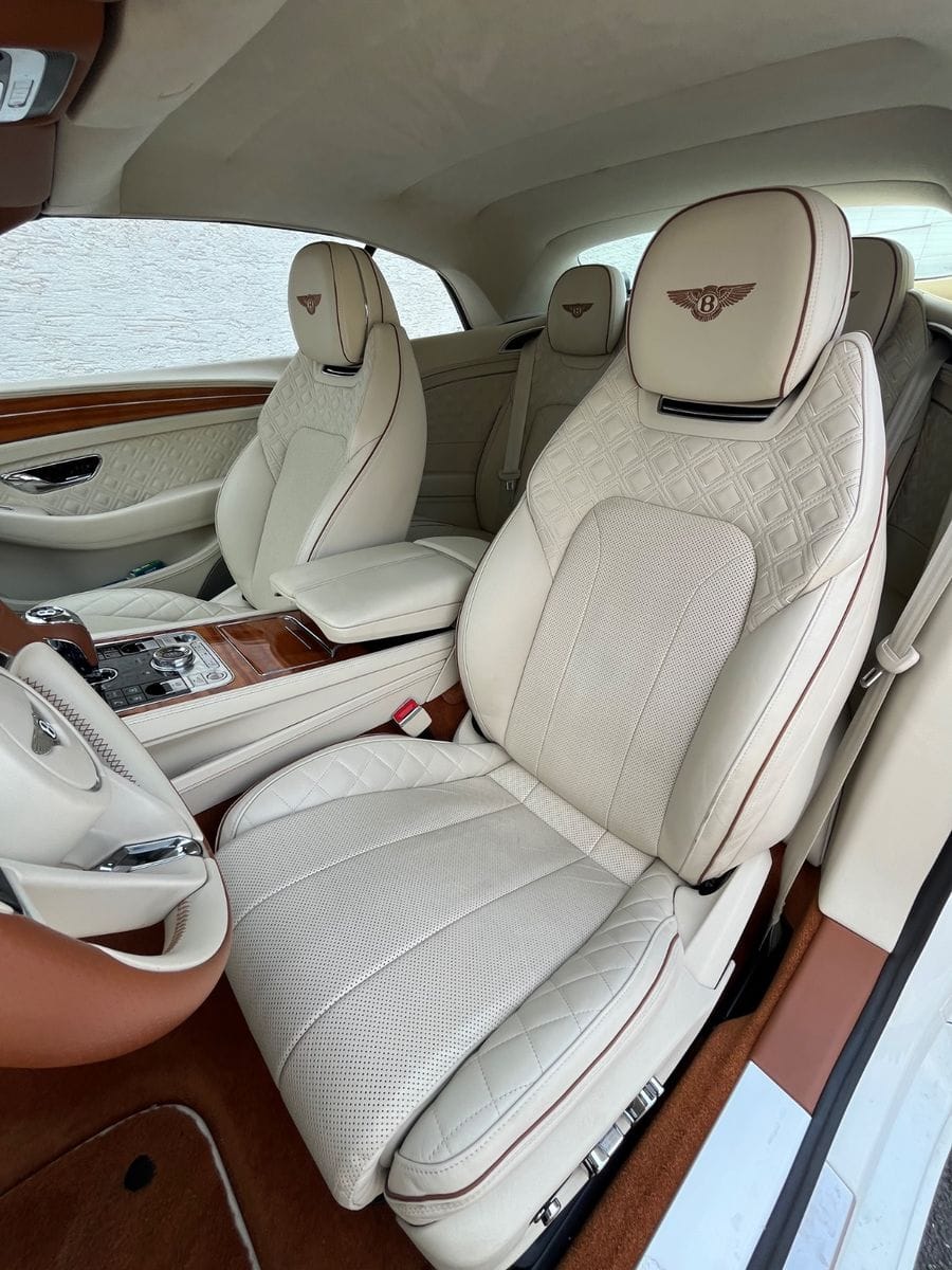 Bentley Continental GTC V8 22" Carbon Paket Sonderleder foto 8