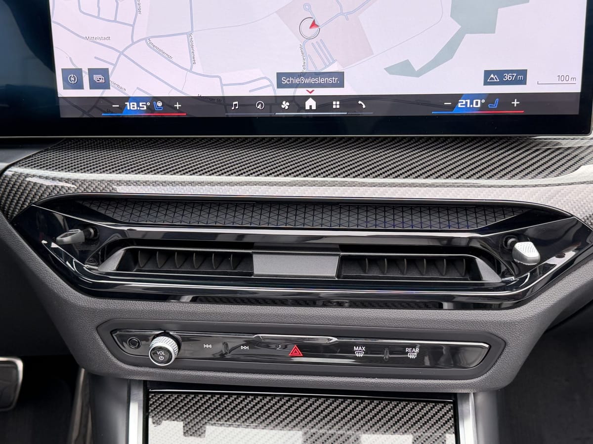 BMW M4 Competition Laser HeadUp Carbon Sitzbelüftung foto 17