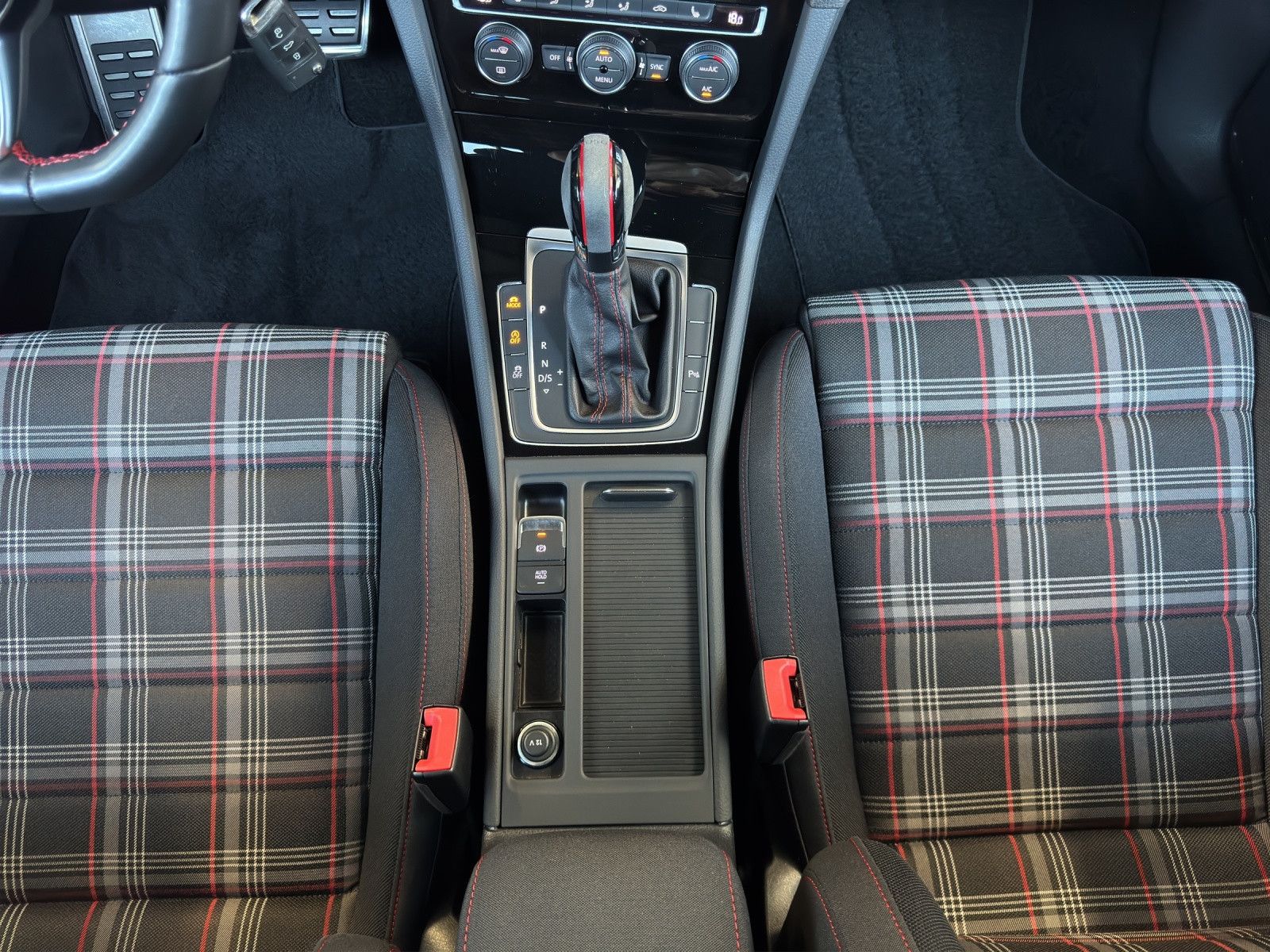 Volkswagen Golf VII Lim. GTI Performance*ACC*LED* foto 17