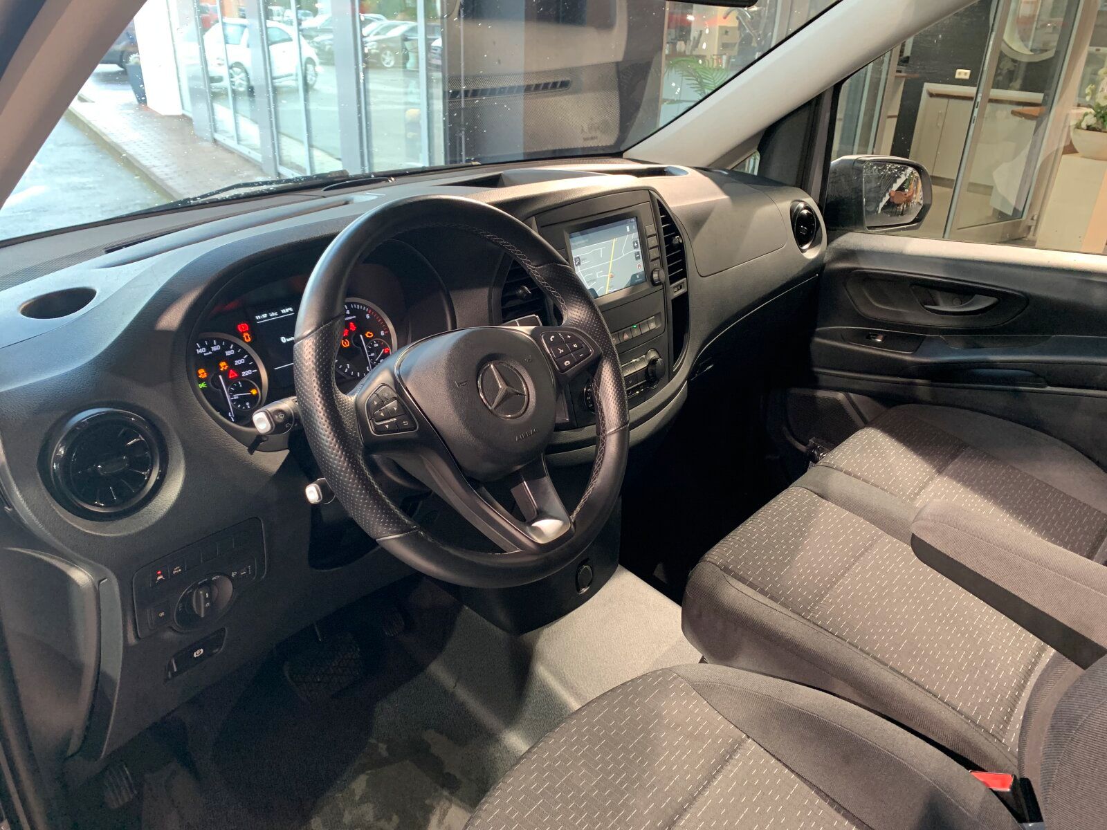 Mercedes-Benz Vito 119 CDI Tourer PRO Extralang RFK*Klima*Temp foto 5