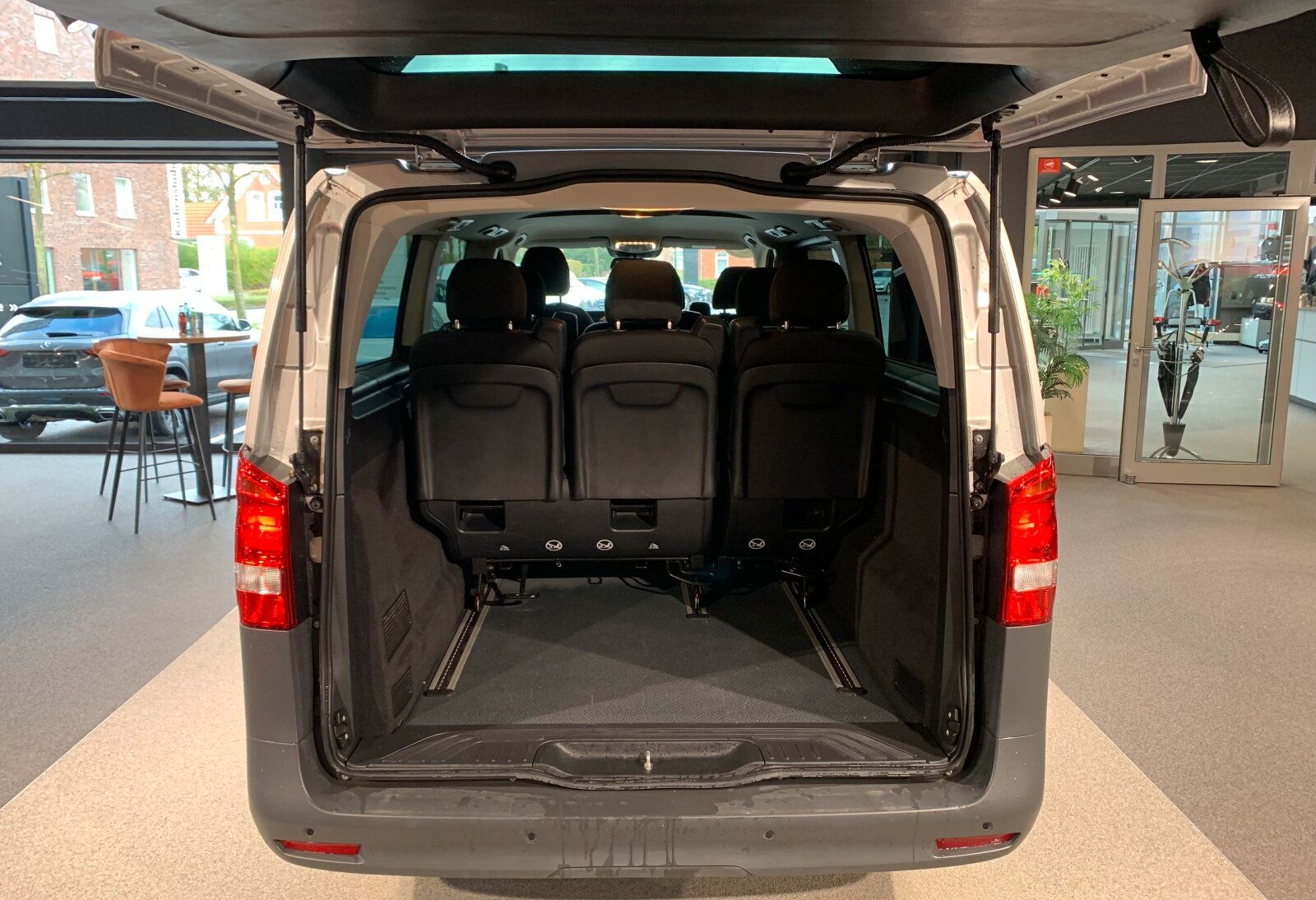 Mercedes-Benz Vito 119 CDI Tourer PRO Extralang RFK*Klima*Temp foto 6