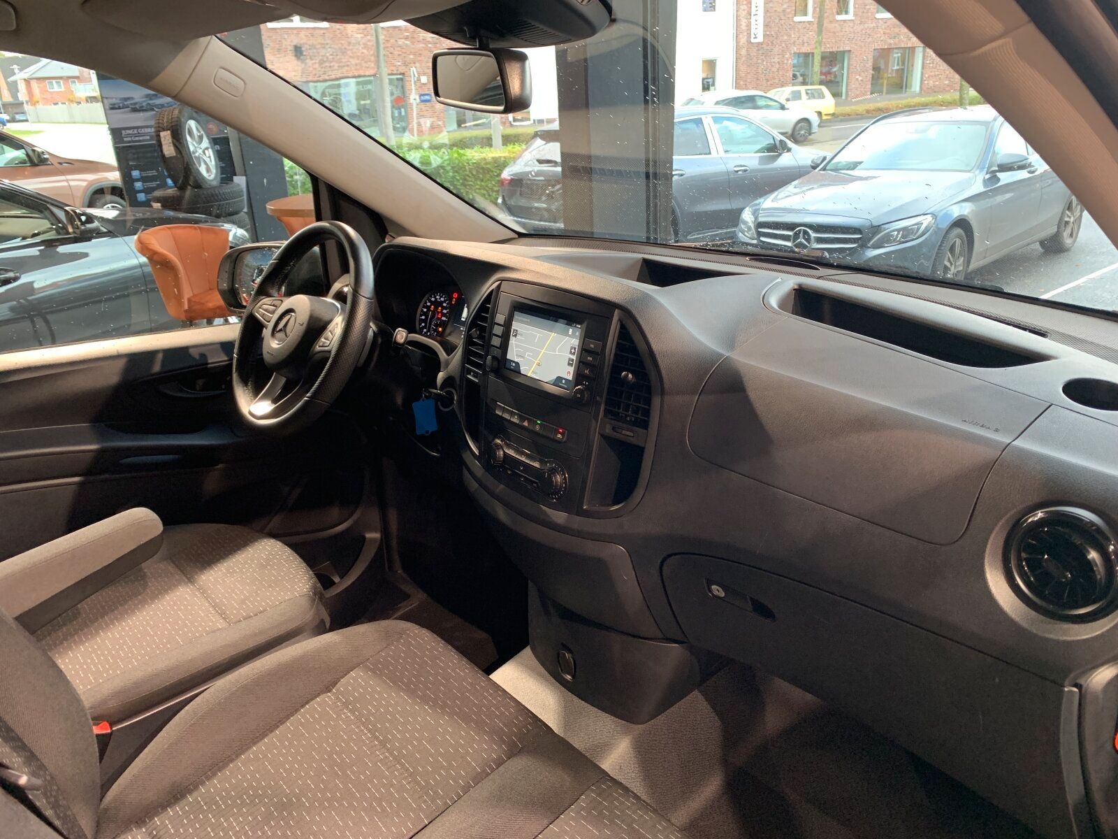 Mercedes-Benz Vito 119 CDI Tourer PRO Extralang RFK*Klima*Temp foto 9