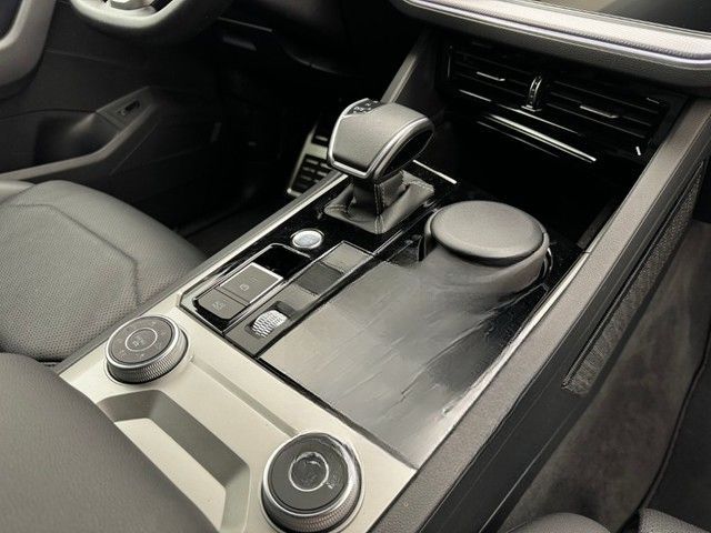 Volkswagen Touareg V6 TDI Autom. 4M R Line KomfortLuft foto 6