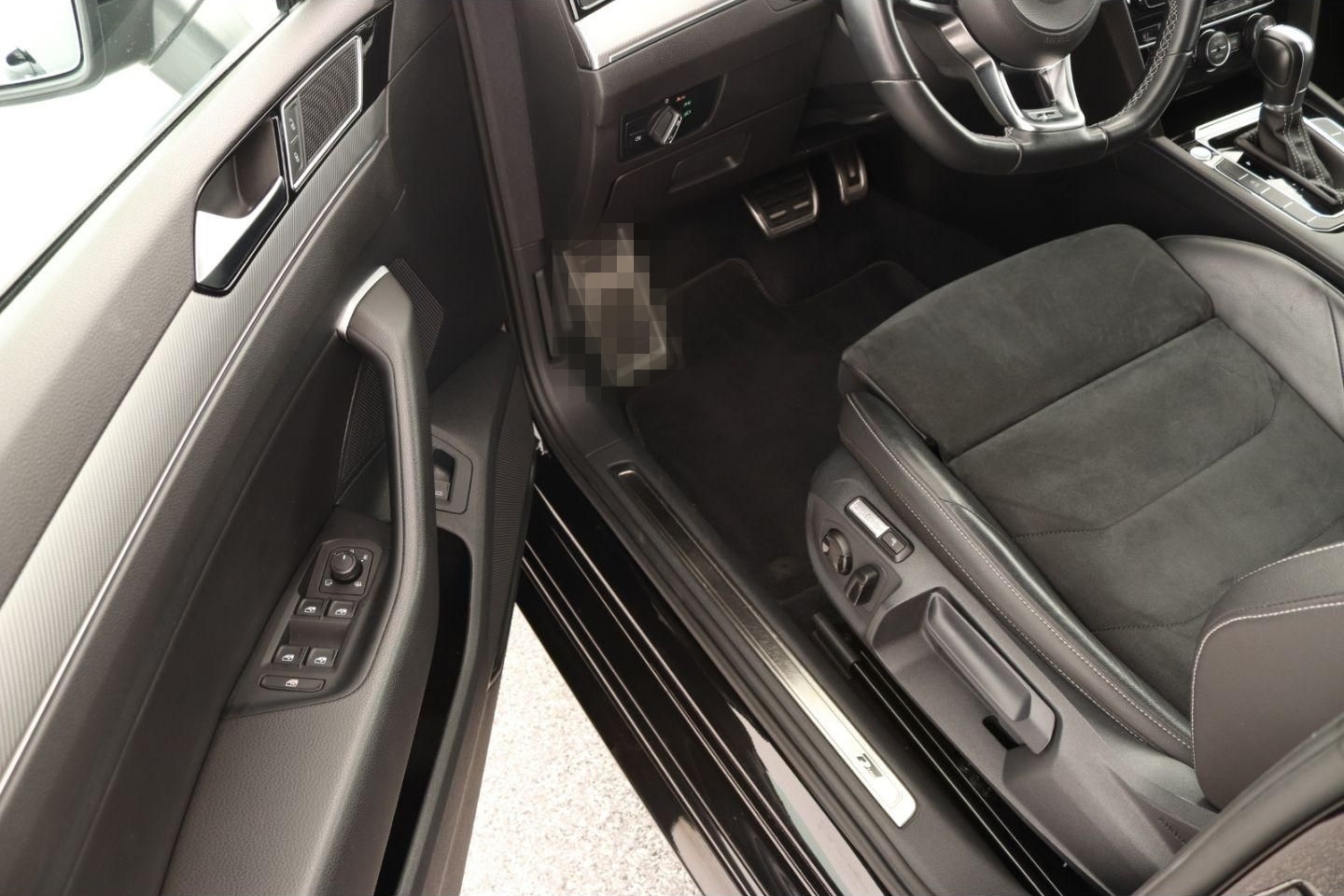 Volkswagen Arteon 2.0 TSI R-Line DSG LED ACC ALARM VIRTUAL foto 11