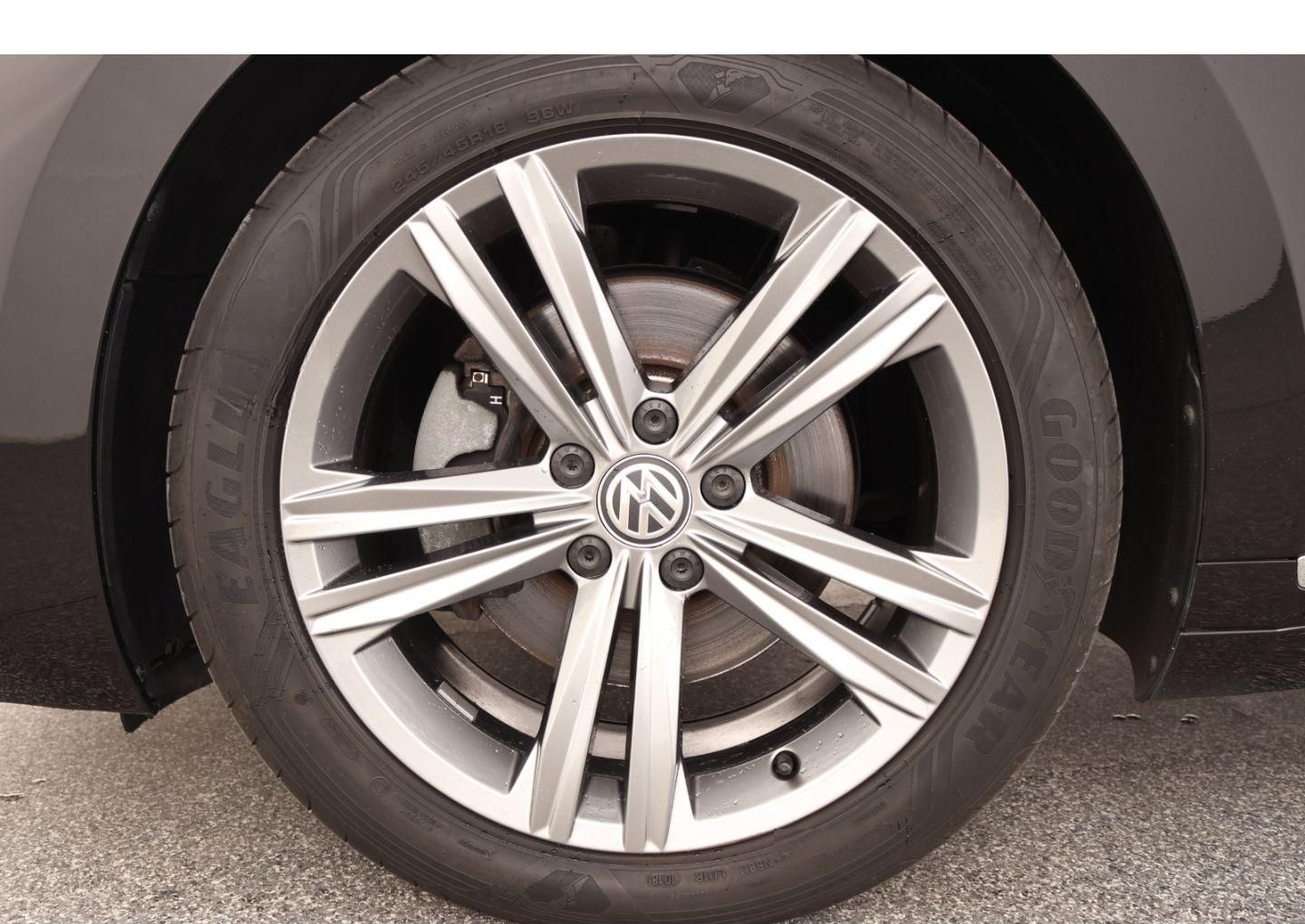 Volkswagen Arteon 2.0 TSI R-Line DSG LED ACC ALARM VIRTUAL foto 7
