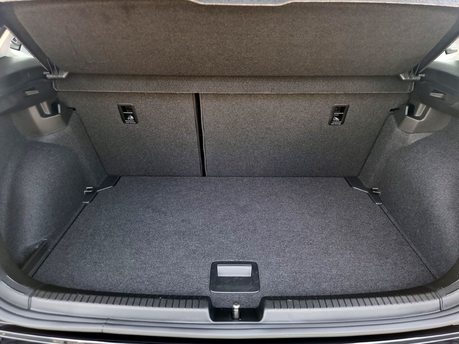 Volkswagen Polo  1,0 MPI Move NAVI+TEMPOMAT+SHZ foto 6
