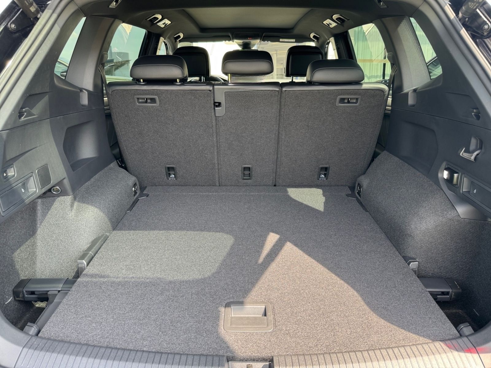 Volkswagen Tiguan Allspace R-Line 2.0 TDI SCR 4MOTION 147kW foto 12